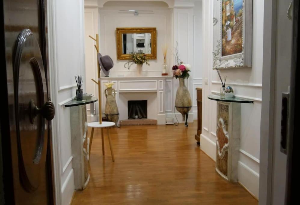 Dimora Vantaggio Apartment *